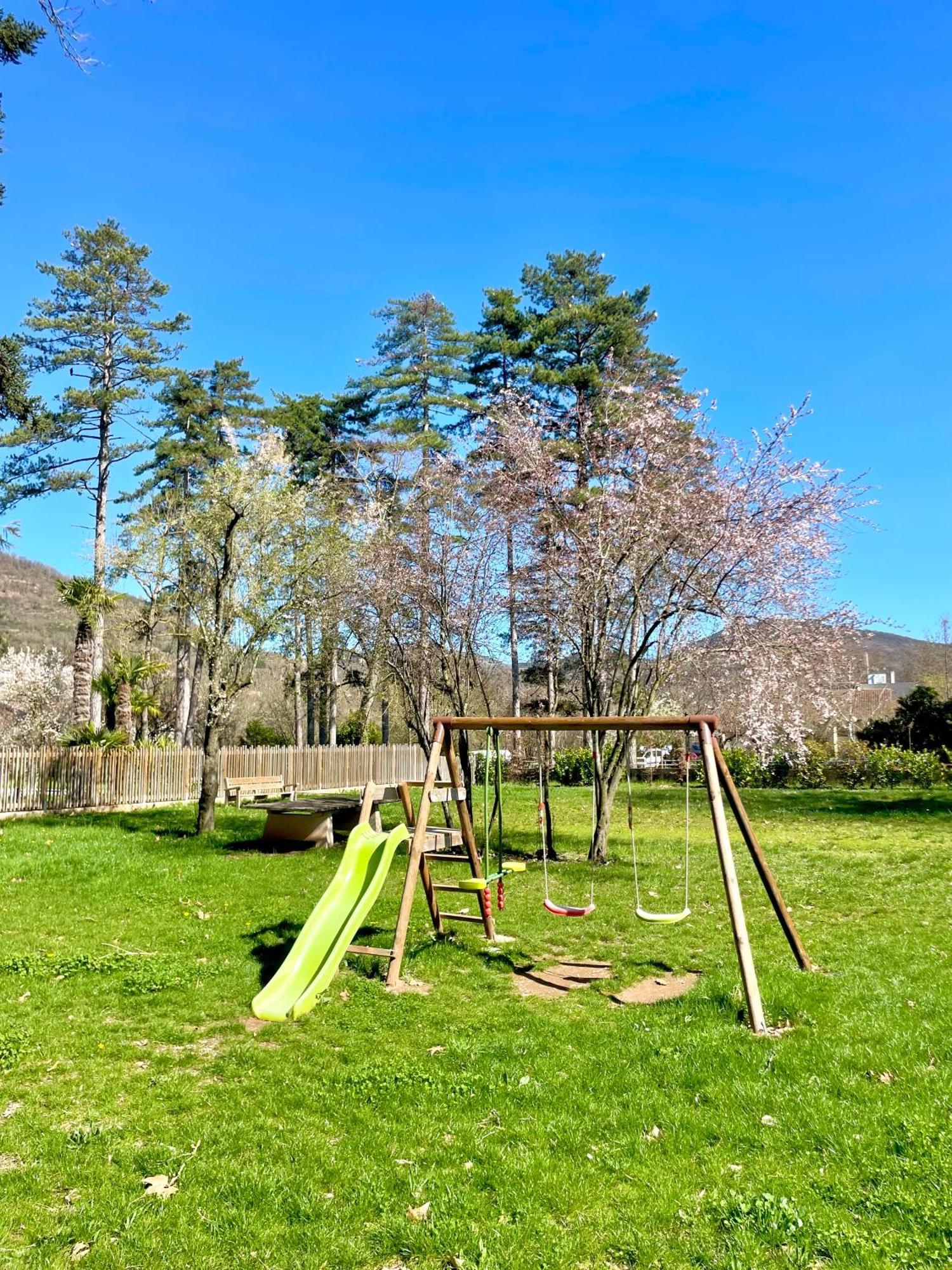 Domaine Le Vaxergues Apartment Saint-Affrique Ngoại thất bức ảnh